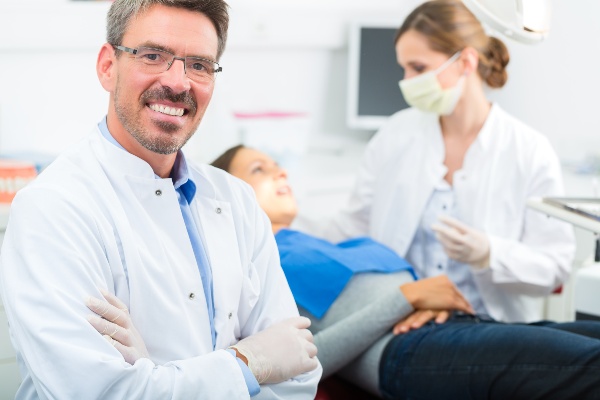 что говорят стоматологи про покрывные протезы